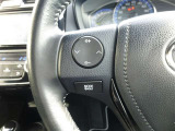 ステアリングに各種スイッチが付いてますのでとっても便利です。