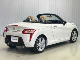 コックピットにいながら約20秒でフルオープンにでき、オープンスポーツカーならではの開放感を手軽に楽しめます!