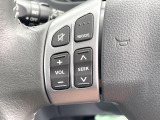 【ステアリングスイッチ】運転中、前方から目線をそらすことなく、オーディオ等の操作が可能な便利機能!安心&快適なドライブを演出してくれます♪