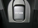 【充電用USB端子】デバイスの充電に便利です。※実際の接続端子は写真で確認or店舗までご気軽にお問合せください♪