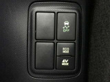 EVドライブモードで、エンジン音や排気ガスを気にすることなく走れます。早朝・深夜や屋内の駐車場などで重宝しますよ♪