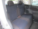 後部座席も乗り心地良好◎掲載後すぐに販売が決まってしまう場合もございますのでご来店前にお電話でご予約を頂ければ幸いです。