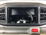 当車両はオーディオレスです。多彩なナビゲーション・オーディオをご用意しております。詳しくは当店スタッフにお問い合わせください。