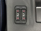 【シートヒーター】シートを温めてくれる暖房機器です!長時間座っていると負担が掛かりやすい背中や腰、または冬場などの寒い日に冷えやすい脚部に快適なぬくもりを伝えます。