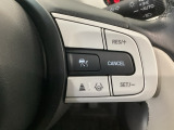 【アダプティブ・クルーズ・コントロール】予め設定した車速内でクルマが自動的に加減速。 前走車との適切な車間距離を維持しながら追従走行し、高速道路でのドライバーの疲労を軽減してくれる嬉しい機能付♪