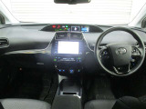 プリウス 1.8 S セーフティ プラスII E-Four 4WD 