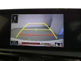 車庫入れや駐車で威力を発揮するのがバックモニター!ナビディスプレイに後ろの様子が映し出されるから安心です。