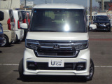 外装も丁寧に磨いております。是非1度実車をご覧ください!