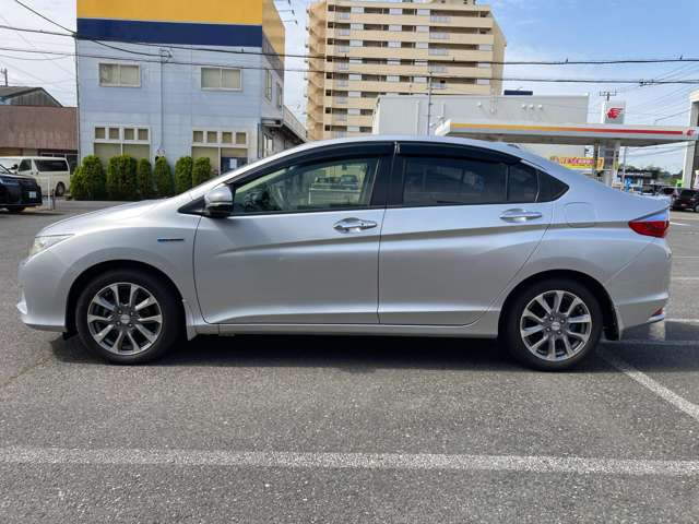 ホンダ グレイス 1.5 ハイブリッド EX の中古車詳細 (97,000km, アラ