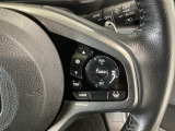 【アダプティブ・クルーズ・コントロール】予め設定した車速内でクルマが自動的に加減速。 前走車との適切な車間距離を維持しながら追従走行し、高速道路でのドライバーの疲労を軽減してくれる嬉しい機能付♪