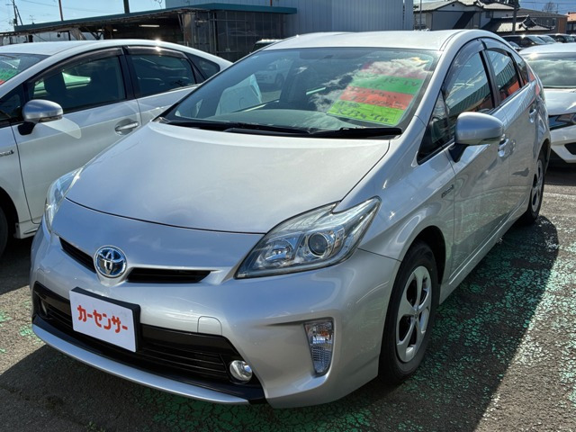 トヨタ プリウス 