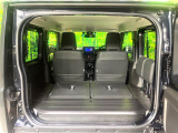 普段のお買い物や通勤、送迎等に十分な荷室スペースを確保しております。セカンドシートを倒すと、大きな荷物の積載も可能です♪