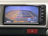 バックガイドモニターで、後方を確認しながら安心して駐車することができます。運転初心者も熟練者も必須の機能ですよ!