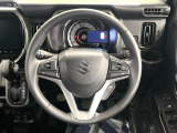 【純正革巻きステアリング】上質な革を使用することで、手にしっかり馴染みとても運転しやすいハンドルです♪