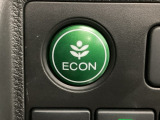 ★ECONスイッチ★ エコドライブを加速しよう!スイッチをONにすると、運転の仕方によるロスを抑え込み燃費をよくするようクルマが頑張ります(*^ー^*)燃費向上にチャレンジ♪