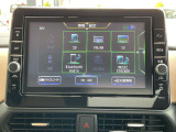 車載用のオーディオシステムです。音楽やラジオを楽しむことができ、ドライブをより快適に、楽しいものにしてくれます。