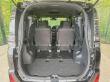 後席を格納すると、これだけの広さが!シーンに合わせたシートアレンジで、大きな荷物も積むことが出来ます♪