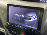 【大画面ナビ】人気の大型9インチナビを装備。存在感のある大画面はインパクト大!ナビ利用時のマップ表示は見やすく、テレビやDVDは臨場感がアップ!いつものドライブがグッと楽しくなります♪