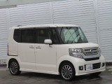 納車前に点検・整備を行なった後に納車いたします。交換が必要な部品は全て交換してからのお渡しとなります。費用を別途頂くことはありませんのでご安心ください。お問い合わせ、心よりお待ち致しております。