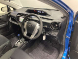 見通しのよいすっきりとした視界で、誰でも運転しやすいです。運転のしやすさは疲れにくさにも繋がりますよ♪