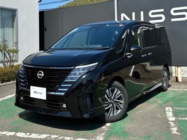 セレナ 1.4 e-POWER ハイウェイスターV 