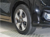 認定中古車では、厳しいHonda認定基準をクリアした厳選されたHonda認定中古車のみ、取り扱っております。「ご購入前の安心」「納車後の信頼」を車両と一緒に提供しております。