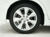 ◆純正アルミホイール装着車です!これで足元まわりもおしゃれにきまります!