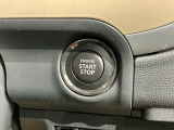 ワンプッシュでエンジンのスタート、ストップが出来て便利です。
