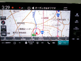 ナビゲーション装備。多彩な機能で快適ドライブをアシスト。オーディオ機能も充実していますね。