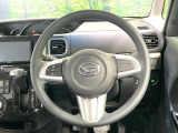 ステアリングも使用感が少なく、きれいな状態となっております♪