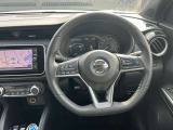 ハンドルは軽やかに回り、気持ちよく運転が出来ます。