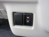 運転席はシートヒーター付きです。寒い日も快適なドライブが楽しめます♪