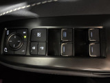 【パワーウインドウ】運転席のスイッチで、各席の窓ガラスの開閉ができます!あると便利ですよね!