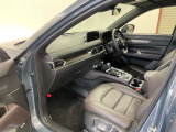 助手席も極端な使用感などなく綺麗な状態です!匂いなど気になる方は是非ご来店ください!!
