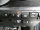 寒い時期ステアリングヒータースイッチ ONでハンドルを温めて手のひらから暖かくしてくれるので快適にドライブできます。