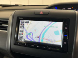 ホンダ純正ナビ付き!独自のインターナビ搭載により、リアルタイムの交通渋滞情報だけでなく、お出掛け先の天気や様々な情報も取得できドライブをよりお愉しみ頂けます!♪