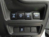 両側電動のスライドドアで楽々スムース!運転席からも開閉の操作もできます♪キーのスイッチひとつで自動開閉できる便利な機能もついてます♪