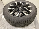 当社にてデモ走行時に装着していたワンシーズン使用の中古スタットレスタイヤ+ホイール4本セットを用意致しました。(2024年製、タイヤ+ホイールは現状渡し、保証対象外です)