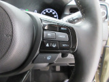 Hondaセンシングの機能のひとつ、アダプティブクルーズコントロール付!アクセルから足を離しても設定したスピードと前車との車間を保ち走行してくれます!車線維持もアシスト☆高速道路で疲労軽減ですね☆
