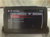 Apple Carplay・Android Auto対応!マツダ コネクト(コマンダーコントロール)でスマートフォンを操作して、通話、音楽を聴いたり、マップで目的地を調べることができます。