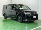 新しいハイブリッドシステムe:HEVは市街地走行では電気自動車に近いハイブリッドシステムでモーターが主役で走行します。充電の為にエンジンが始動しても優れた遮音性能で車内はとても静かで快適です