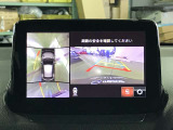 360&deg;ビューモニターも装備しておりますので、どんな場所でも簡単に駐車できます。