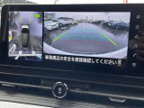 上から見たような画像で車庫入れなどに便利なアラウンドビューモニター