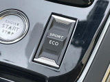 ●走行モードセレクタ:それぞれ使用用途に合わせた走行モードが選択可能です!いつものドライブがより楽しくなる装備です!