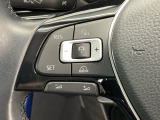 アクセルから足を離しても設定したスピードを保ち走行し、高速道路での疲労軽減に役立つクルーズコントロール付きです!
