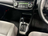 ナノイー機能付オートエアコンで車内はいつでも快適!気持ちよく操作できるゲート式シフトレバー!