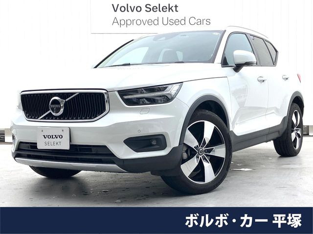 XC40 T4 モメンタム 