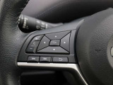 便利なステアリングスイッチ装備です。