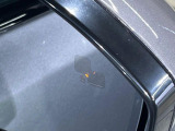 ブラインドスポットモニター 左右斜め後ろを平行して走る車を認識し、車線変更の際に危険を察知するとドライバーへ警告を促します。夜・雨・トンネル内など走行時の環境が悪い時ほど便りになる安全装置です。