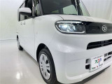 明るいライトが夜道を明るく照らしてくれます。 運転する上で、道路状況をいかに早く認識できるか重要なポイントです。 白色光が暗い道も明るく照らしてくれますよ。